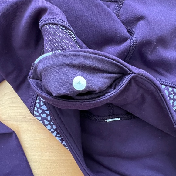 Lululemon Wonder Under - eggplant - Picture 3 of 3